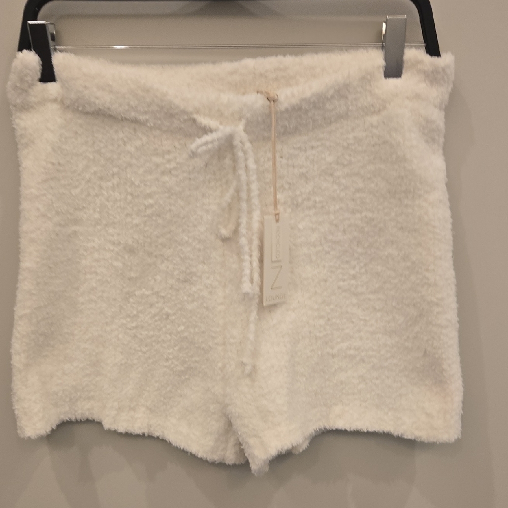 Z Supply Fuzzy Off White High Waist Shorts Size Medium NWT